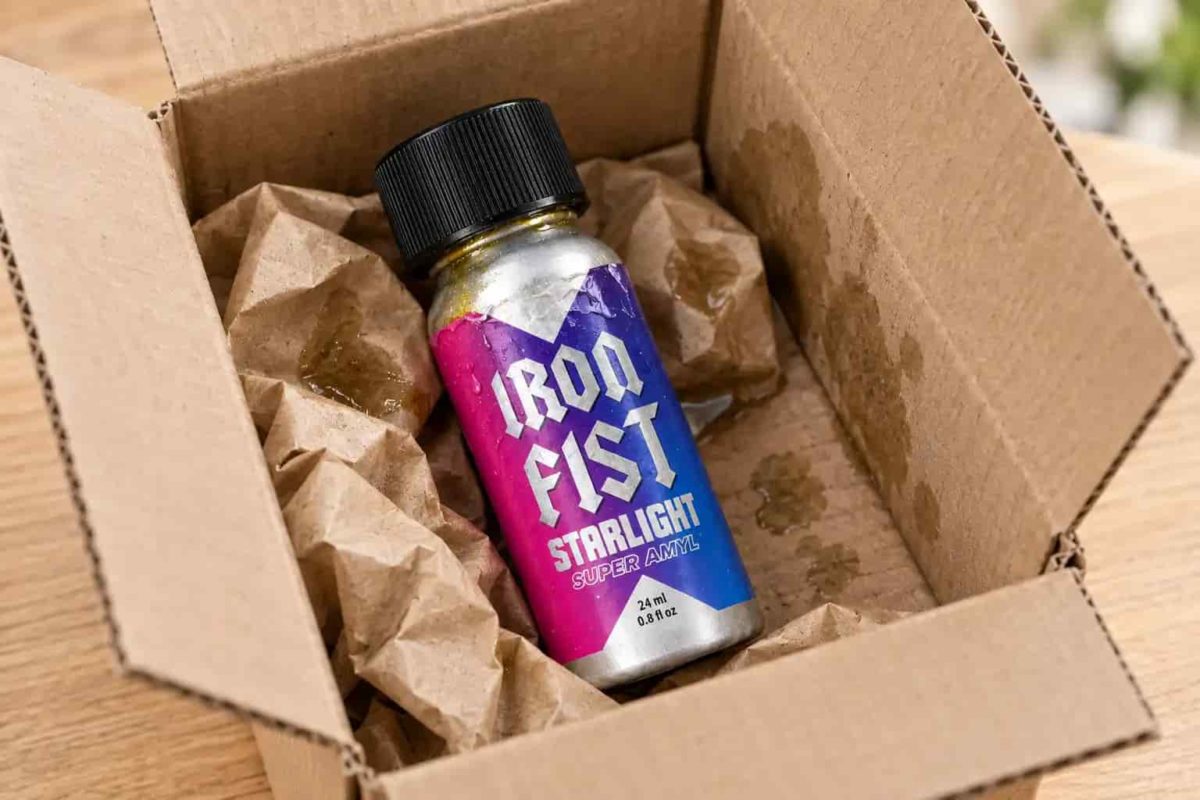 Poppers qui fuit dans un colis à la livraison